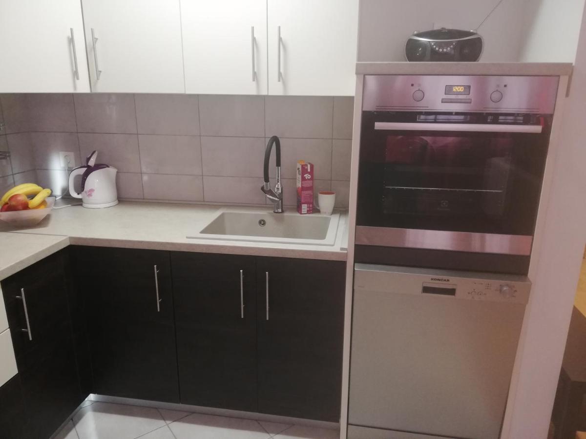 Studio Apartment Lea Cazma Ngoại thất bức ảnh